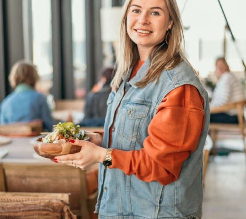 Bediening medewerk(st)er